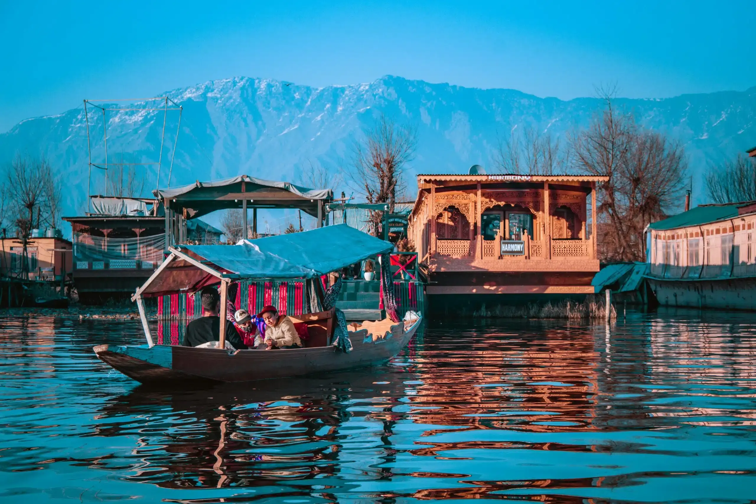 Experience the Magic of Nigeen Lake
